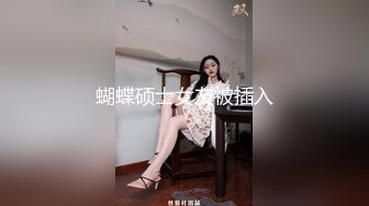 【风骚婊妹再度来袭】全程露脸开档黑丝激情啪啪舔逼按摩棒伺候表情好骚让小哥各种草呻吟可射精彩又刺激