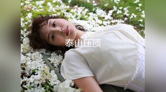  甜美乖巧美少女！回归激情操逼！死库水贫乳，按摩器震穴自慰，第一视角抽插，浴室洗澡