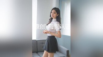 迷人的气质少妇颜值不错，开档黑丝诱惑，镜头前诱惑狼友抖动骚奶子，撅着屁股的样子好美，掰开骚穴给看特写