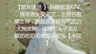 颜值御姐精彩演绎，全程露脸群P淫乱，AV级大作嘴里叼两根鸡巴下面还被舔逼，让几个小哥吃奶玩逼草嘴刺激