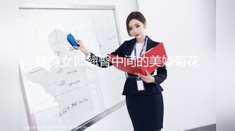 极品高颜值御姐范女王裸足凉鞋调教狗奴舔脚